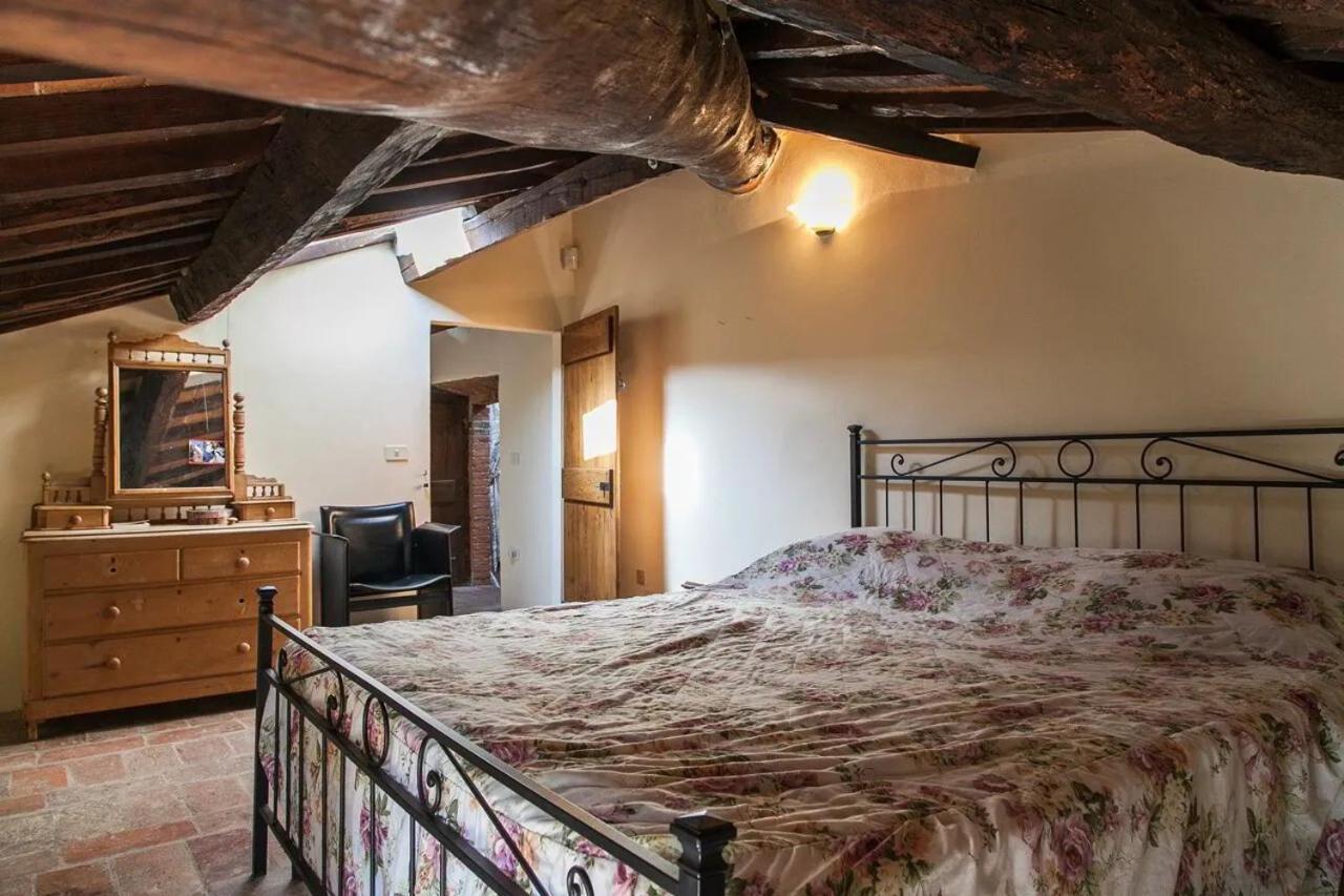 Podere Gli Oppi Toscana Villa Petroio Екстериор снимка